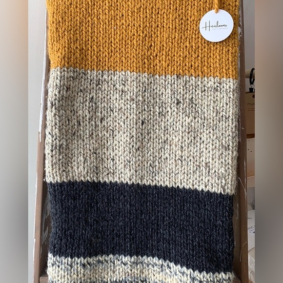 NWT - Handmade Knit Blanket / Throw by Heirloom Knits - Black/Gold/Sand - 48x52 - Picture 2 of 6